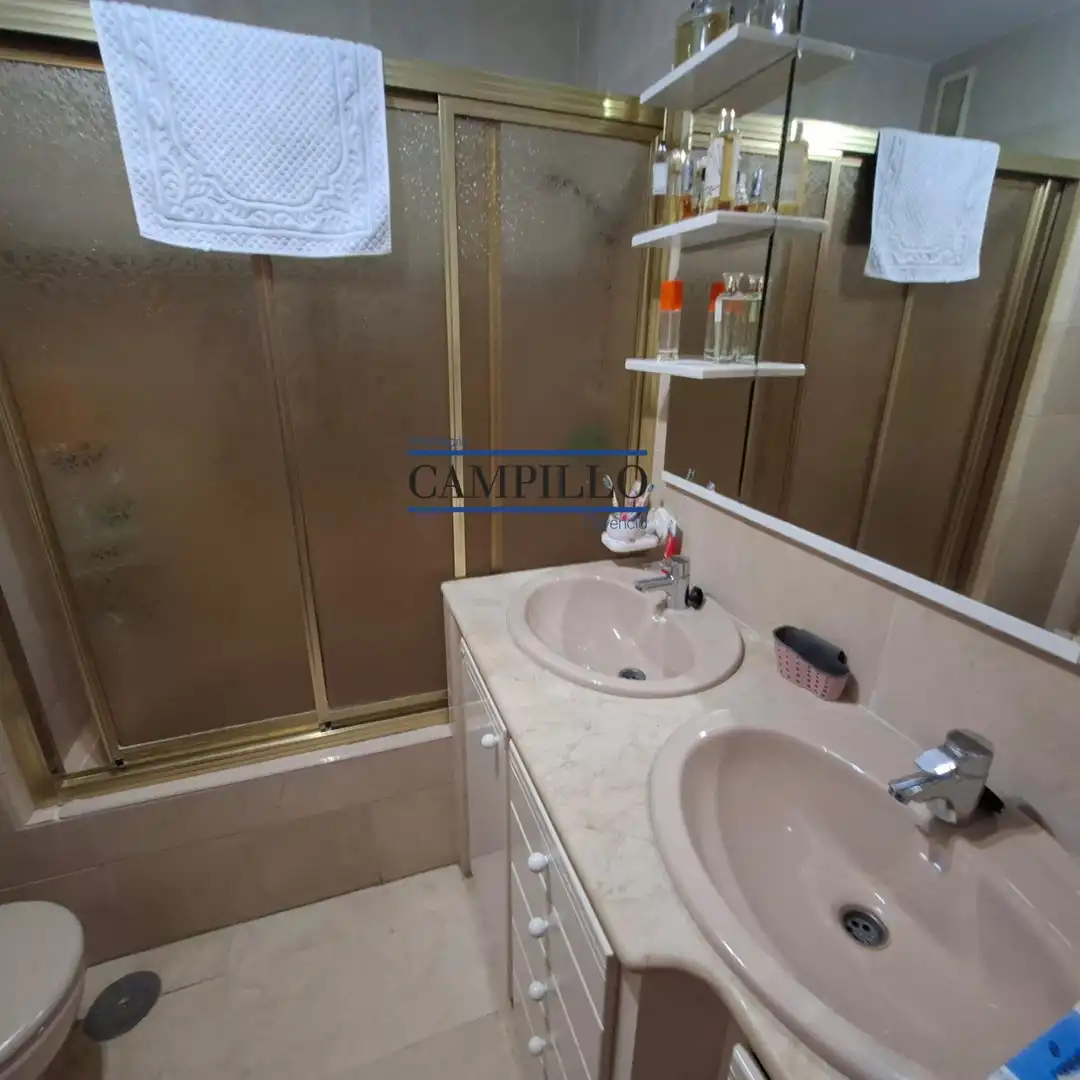 Bathroom of Flat for sale in Adra