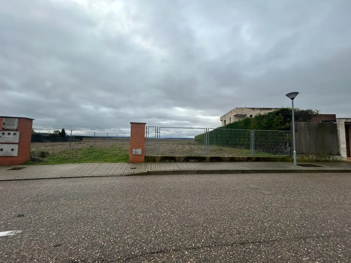 Terreni e lotti in vendita a Avenida de las Médulas 110, imagen 2