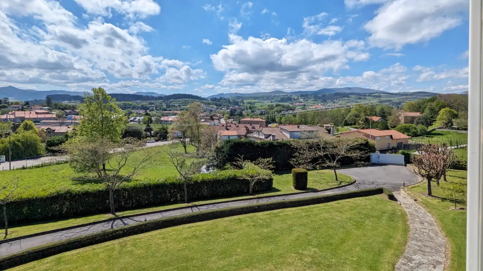 Jardín de Casa o chalet en venta en Reocín con Calefacción, Jardín privado y Terraza