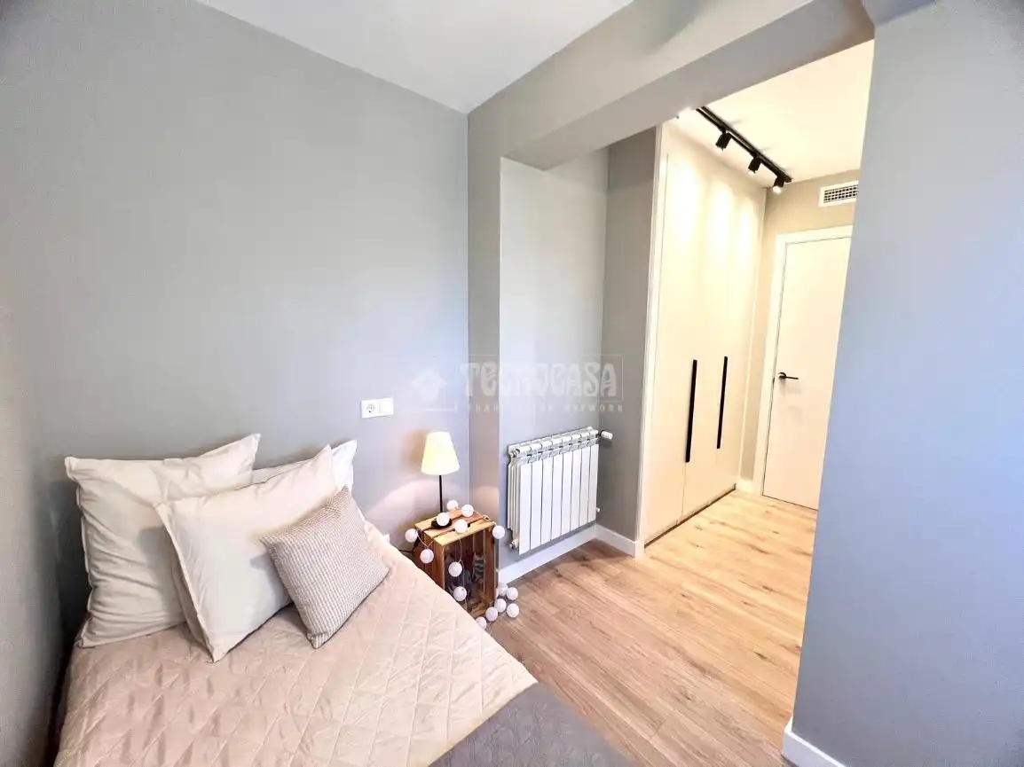Habitación de Piso en venta en Madrid con Aire acondicionado y Calefacción