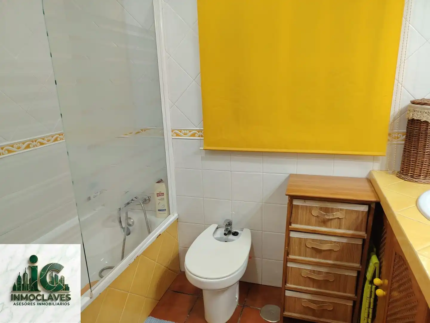 Bathroom of Detached homes for sale in Algeciras  with Private garden and Terrace