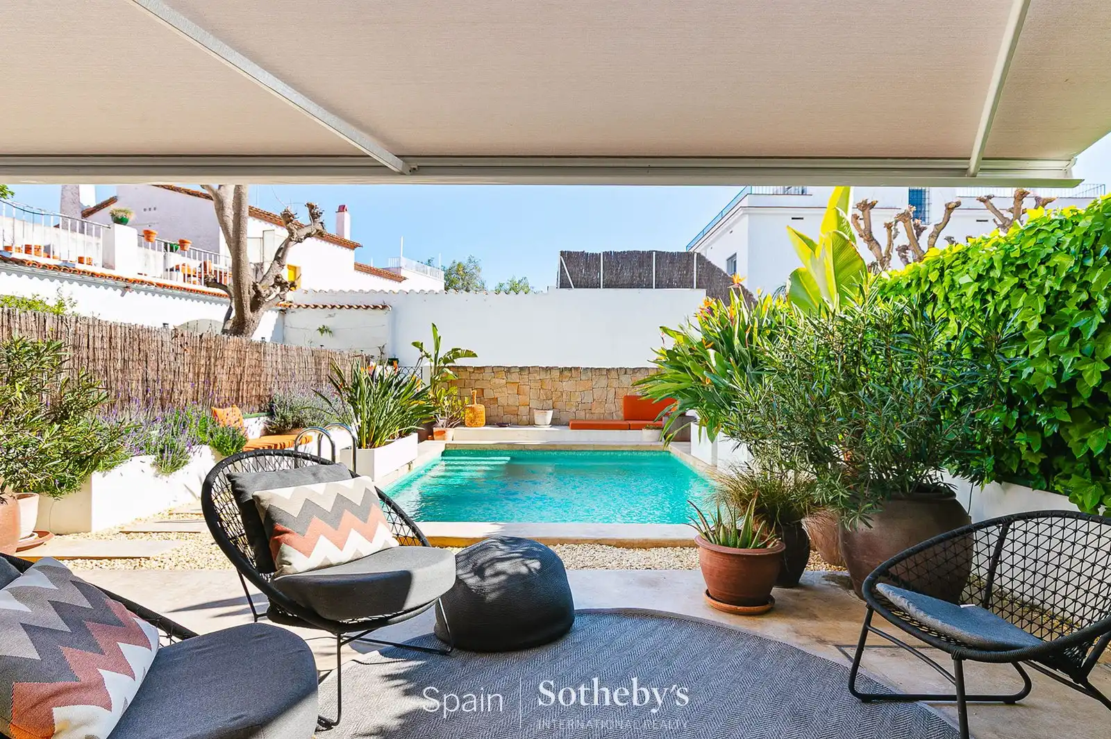 Terraza de Casa adosada en venta en Sitges con Aire acondicionado, Calefacción y Jardín privado
