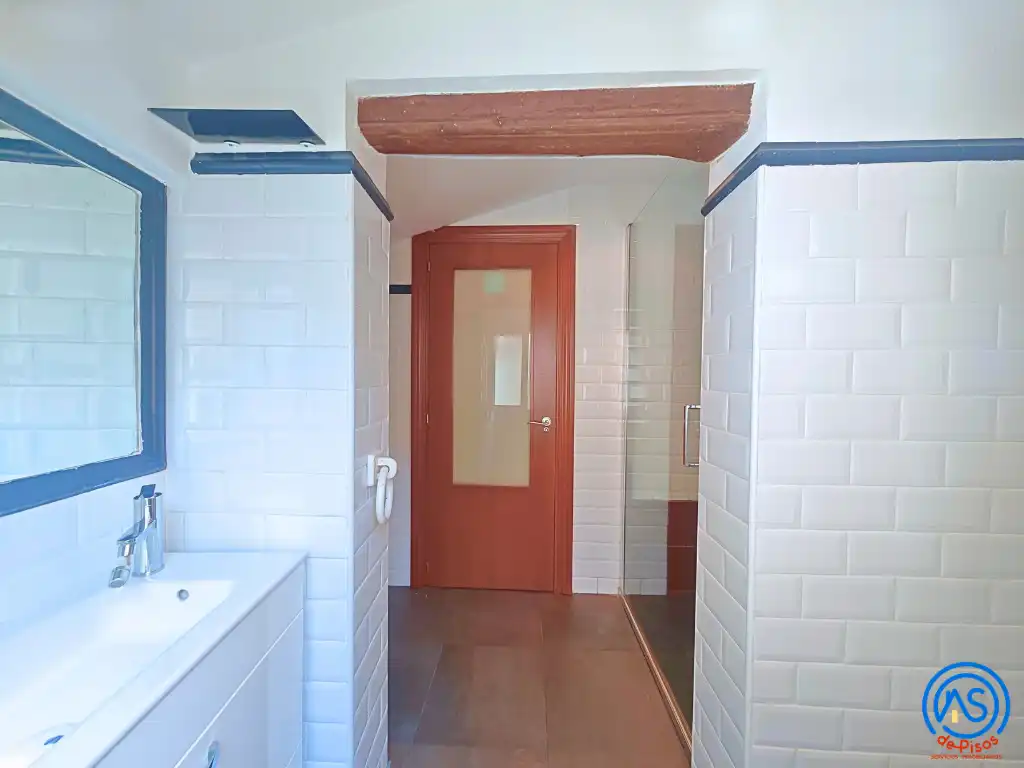 Wohnung zur Miete in Calle de Santa Isabel, 13, Alfonso