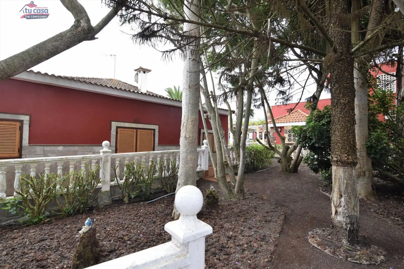Exterior view of Houses for sale in Santa María de Guía de Gran Canaria  with Air Conditioner, Heating and Private garden