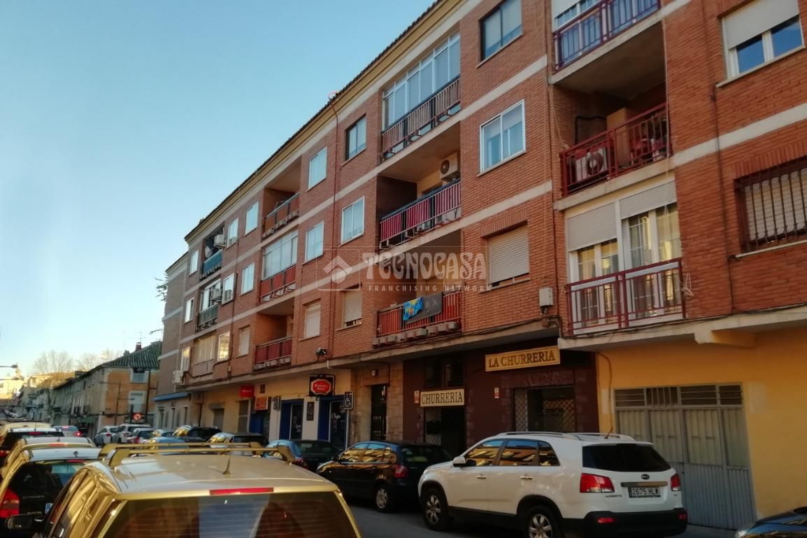 Vista exterior de Piso en venta en Aranjuez con Aire acondicionado, Calefacción y Terraza