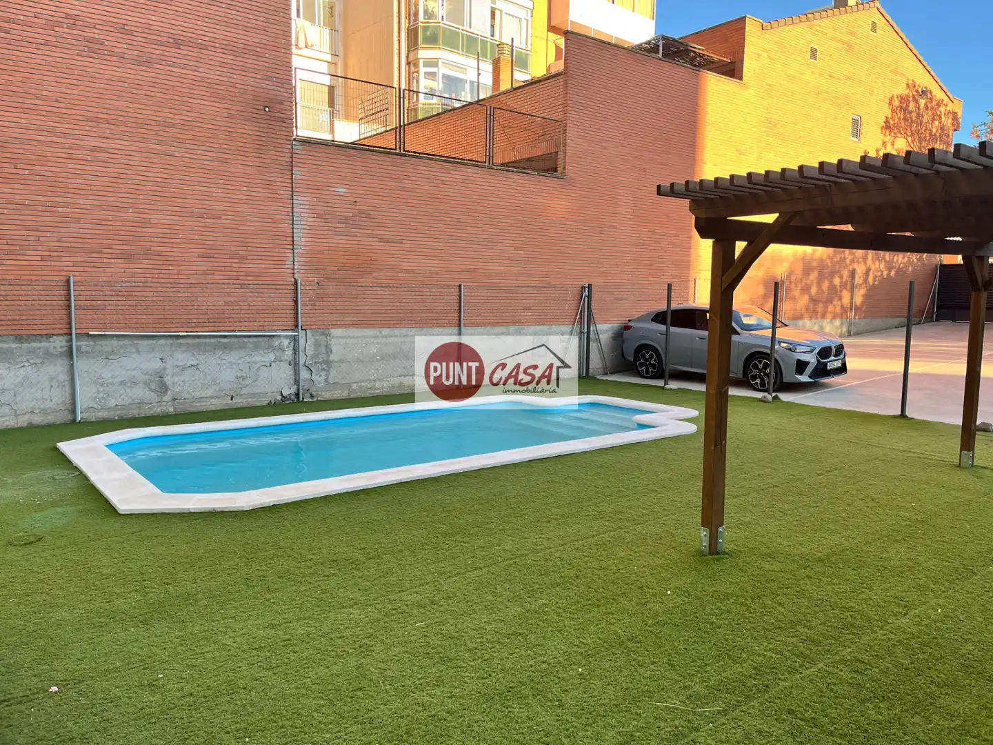 Piscina de Piso de alquiler en Lleida con Calefacción, Parquet y Horno