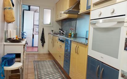 Kitchen of Flat for sale in Salt  with Air Conditioner, Terrace and Balcony