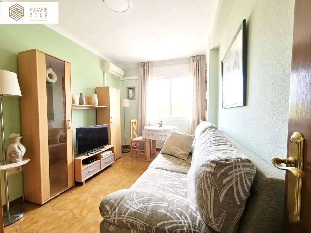 Living room of Flat for sale in Málaga  with Air Conditioner and Heating