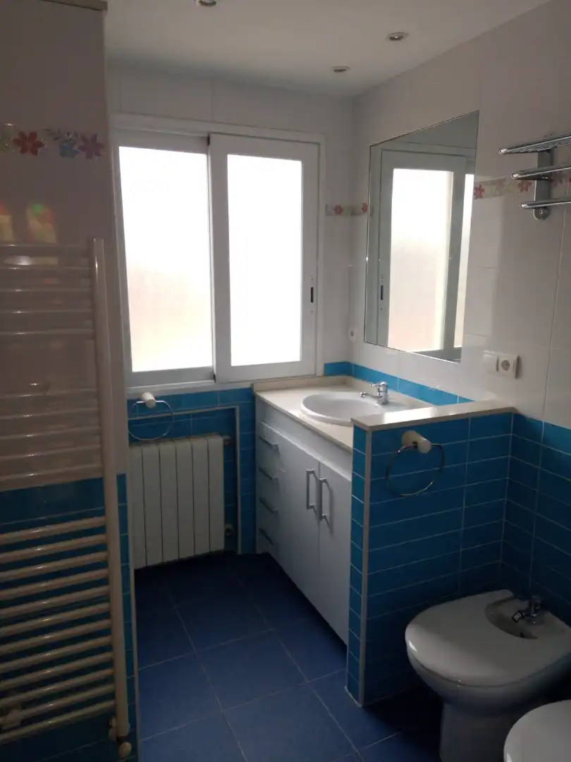 Bany de Casa o xalet en venda en Tibi amb Calefacció, Jardí privat i Terrassa