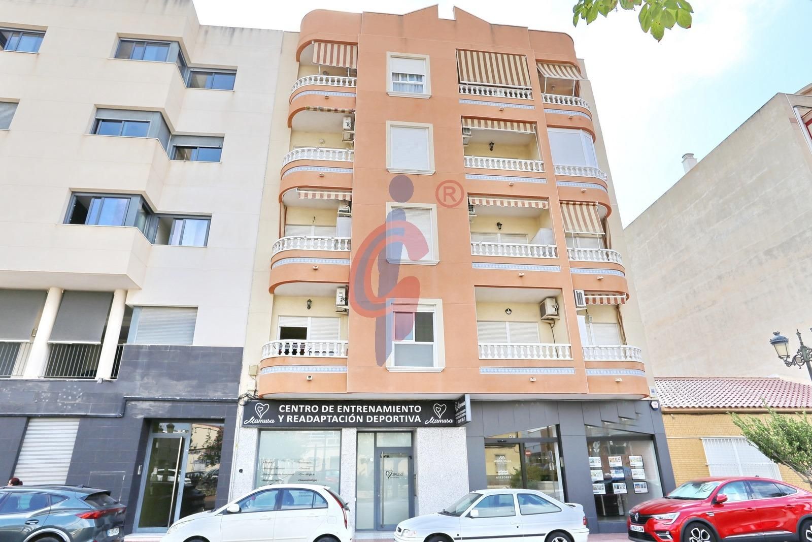 Vista exterior de Apartament en venda en Guardamar del Segura amb Aire condicionat, Calefacció i Terrassa