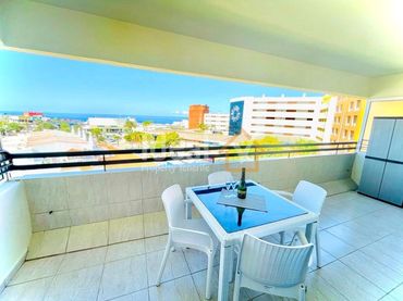 Apartament amb piscina en venda a Costa Adeje