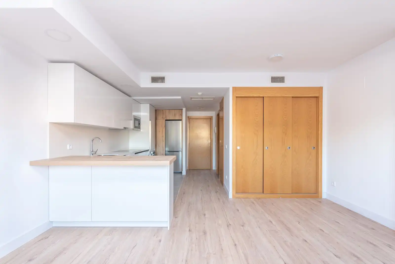Kitchen of Study for rent in Madrid  with Air Conditioner, Terrace and Storage room