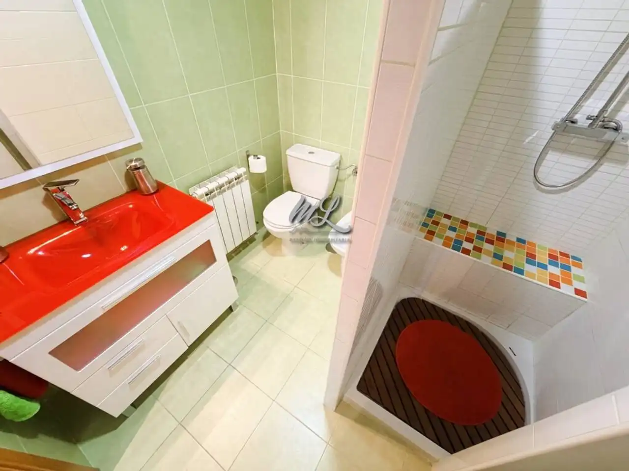 Baño de Piso en venta en Olías del Rey con Aire acondicionado, Calefacción y Parquet