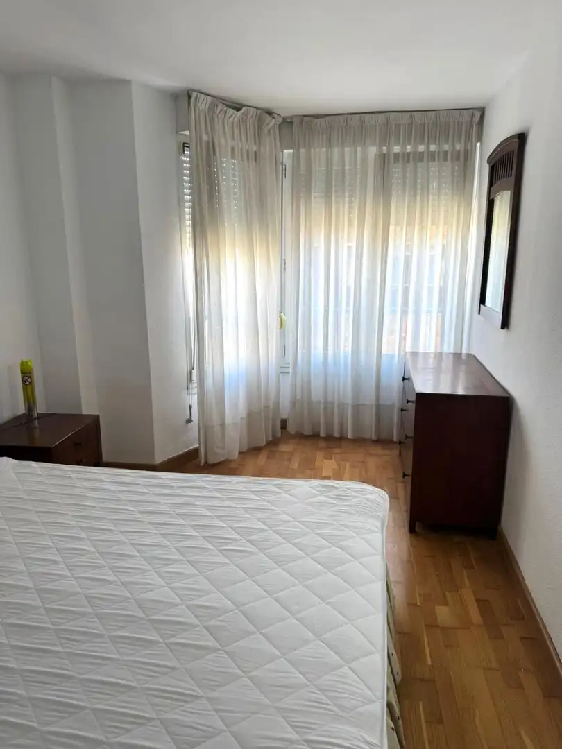 Habitación de Apartamento en venta en Torrevieja con Aire acondicionado, Trastero y Amueblado