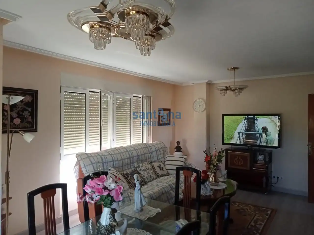 Sala d'estar de Casa o xalet en venda en Ardón amb Calefacció, Jardí privat i Parquet