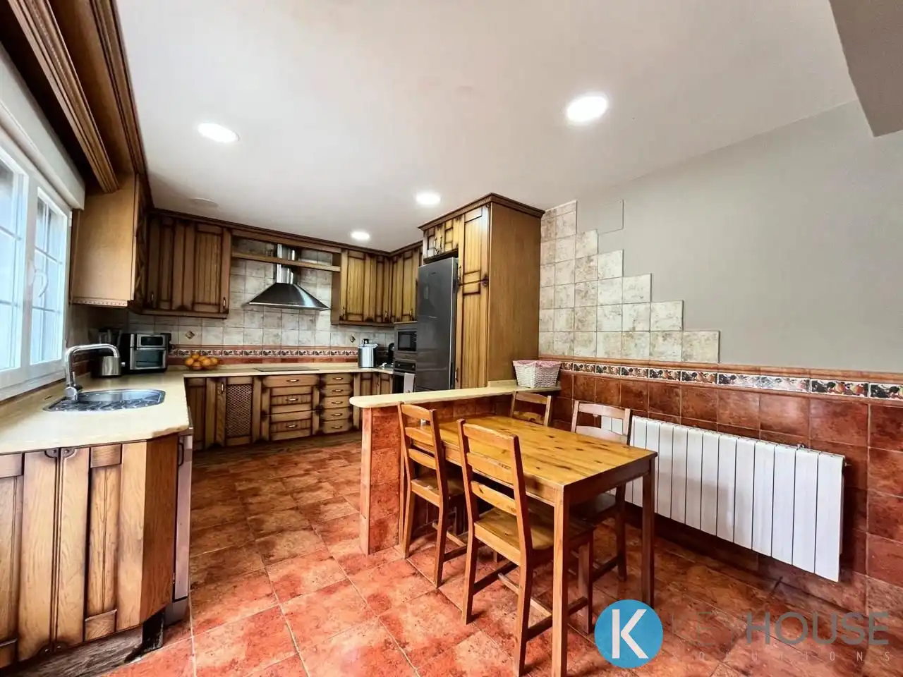 Cocina de Casa o chalet en venta en Villar del Olmo con Aire acondicionado, Jardín privado y Piscina