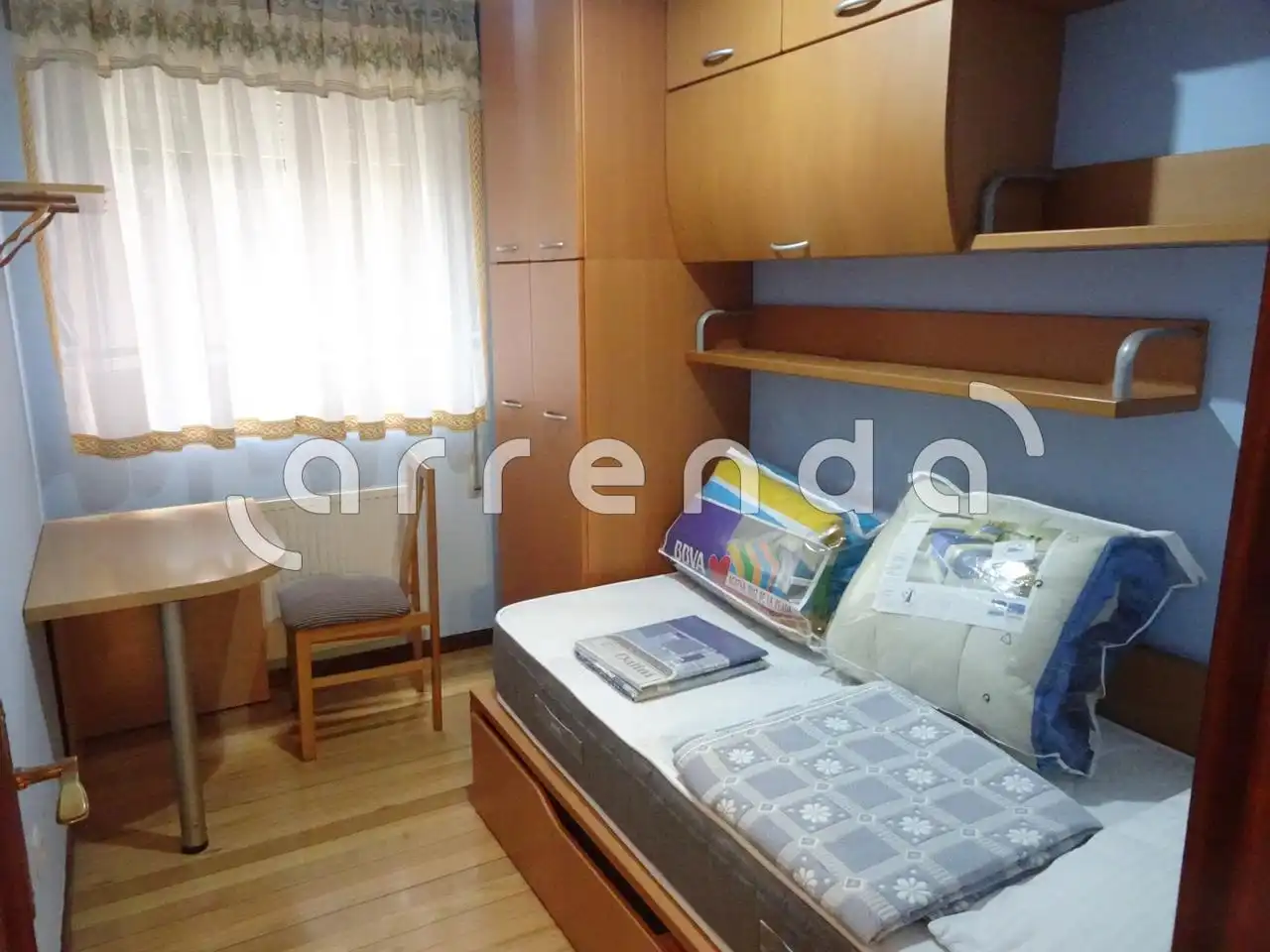 Dormitori de Pis de lloguer en Santander amb Calefacció, Parquet i Moblat