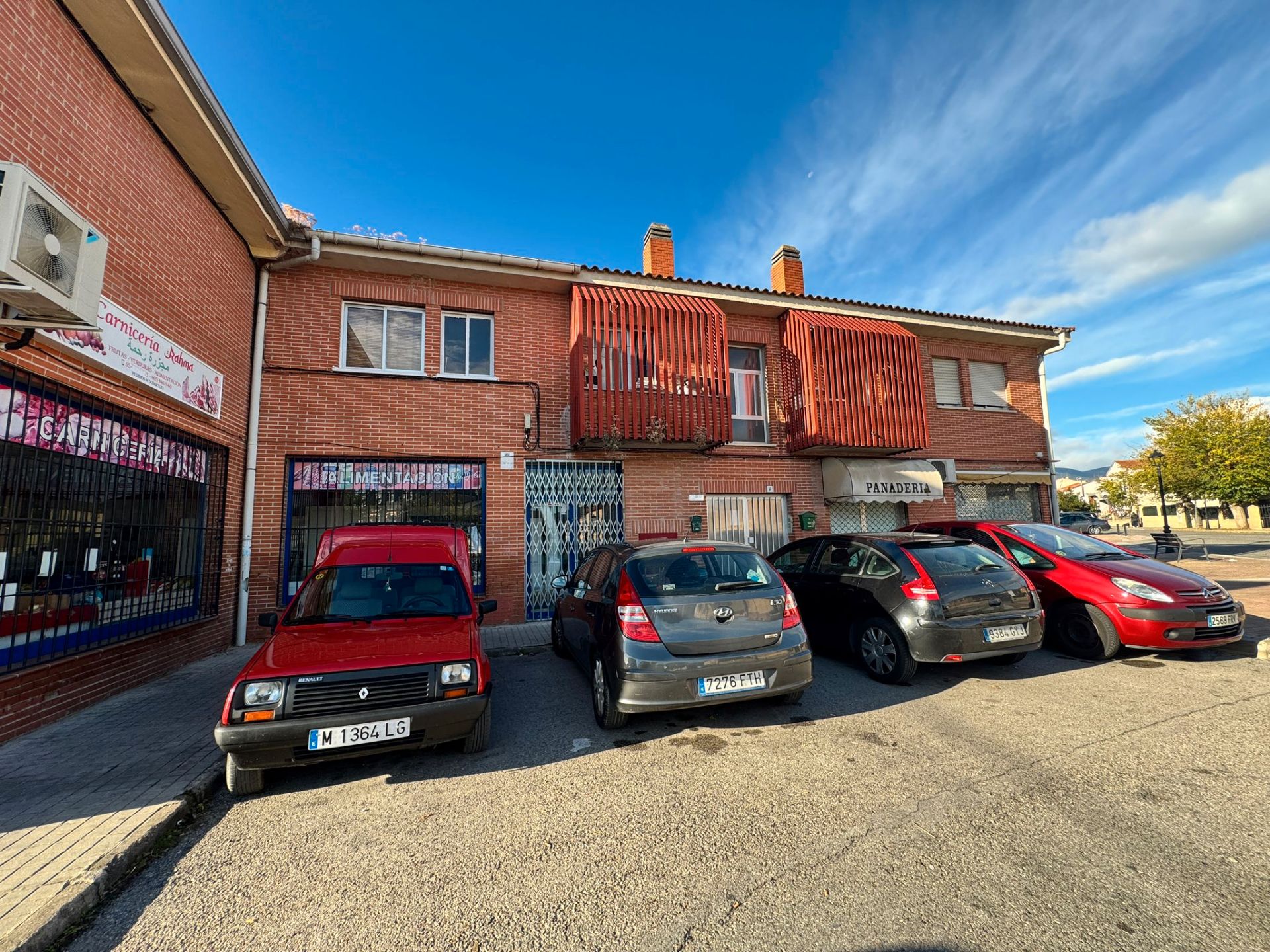 Außenansicht von Wohnung zum verkauf in Guadalix de la Sierra mit Heizung, Parkett und Terrasse