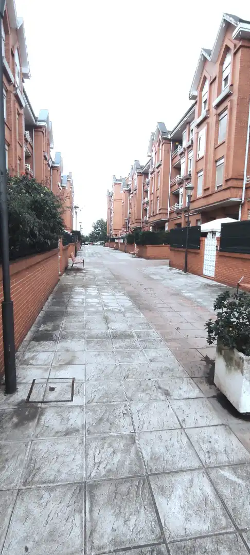 Parkplatz von Wohnung zum Verkauf in Valle de Trápaga-Trapagaran mit Heizung, Abstellraum und Möbliert