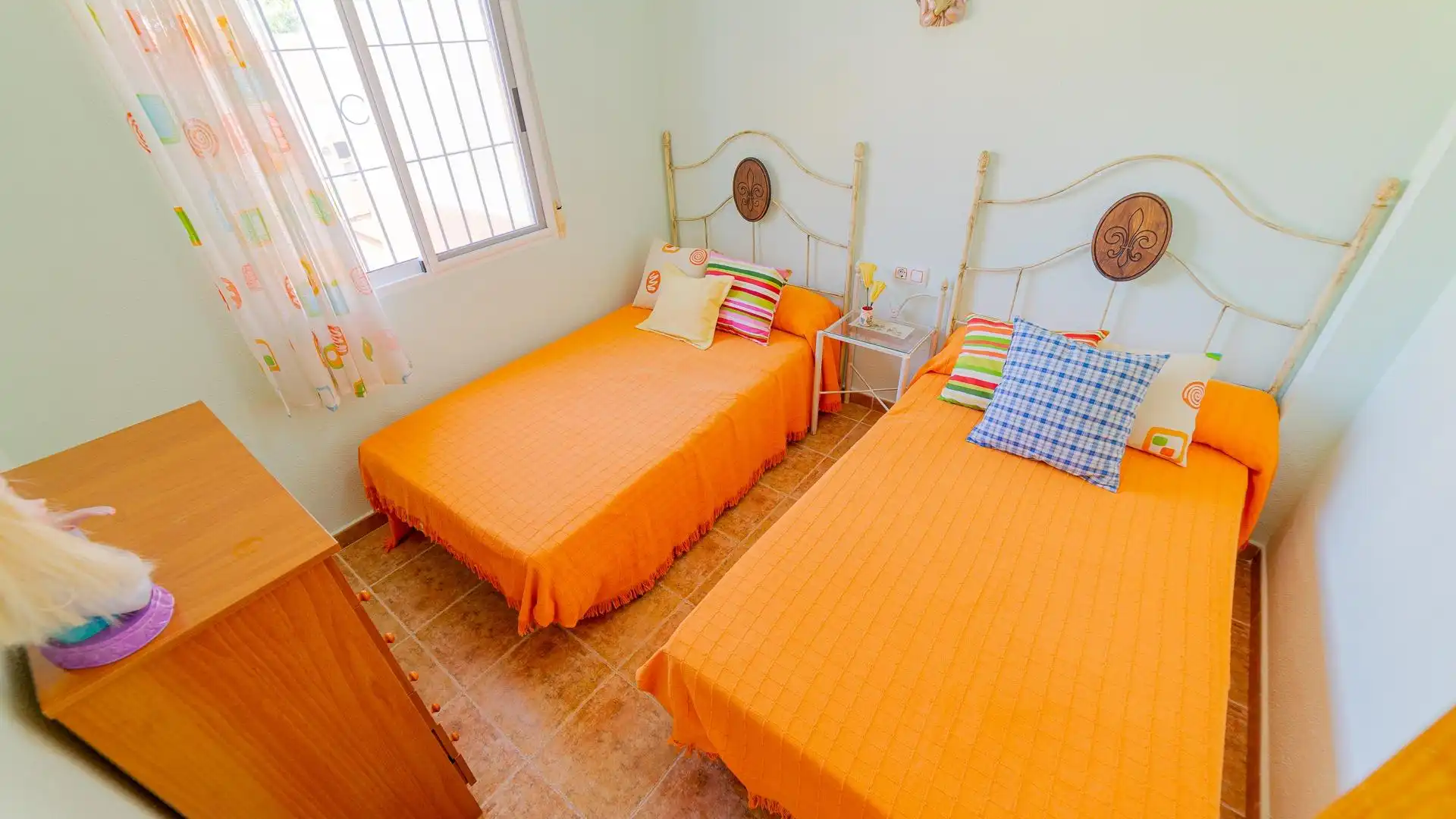 Dormitori de Casa o xalet en venda en Orihuela amb Jardí privat, Terrassa i Piscina