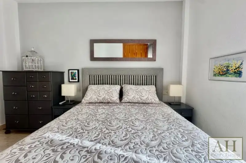 Bedroom of Apartments for sale in L'Alfàs del Pi