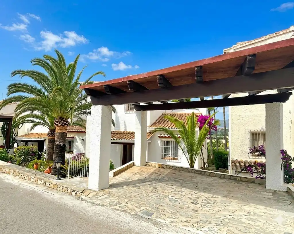 Vista exterior de Casa o chalet en venta en Moraira con Aire acondicionado, Calefacción y Jardín privado