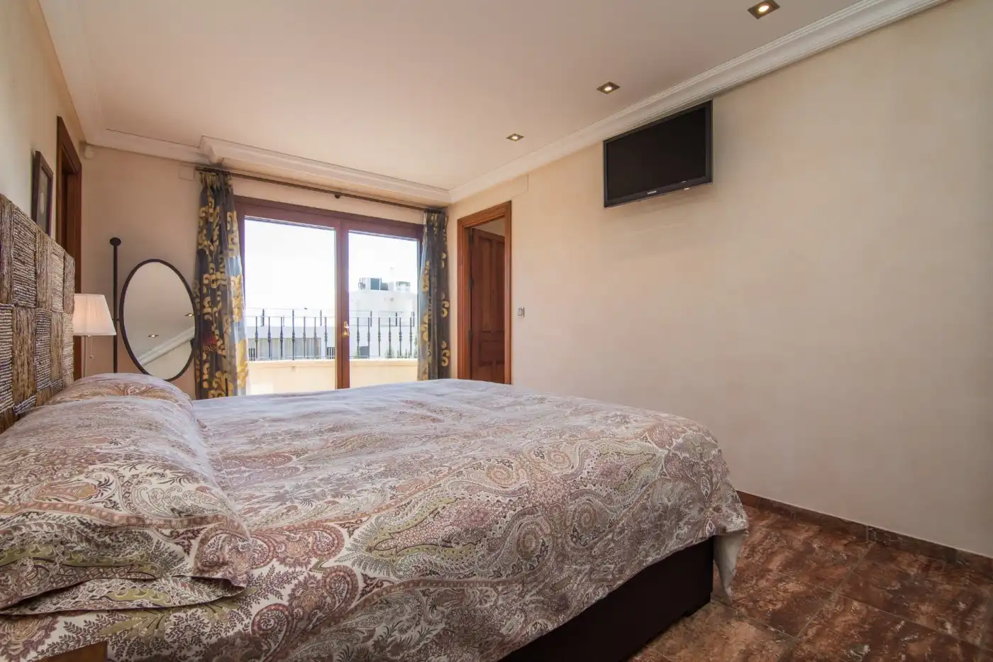 Bedroom of Houses for sale in Elche / Elx  with Air Conditioner, Private garden and Terrace