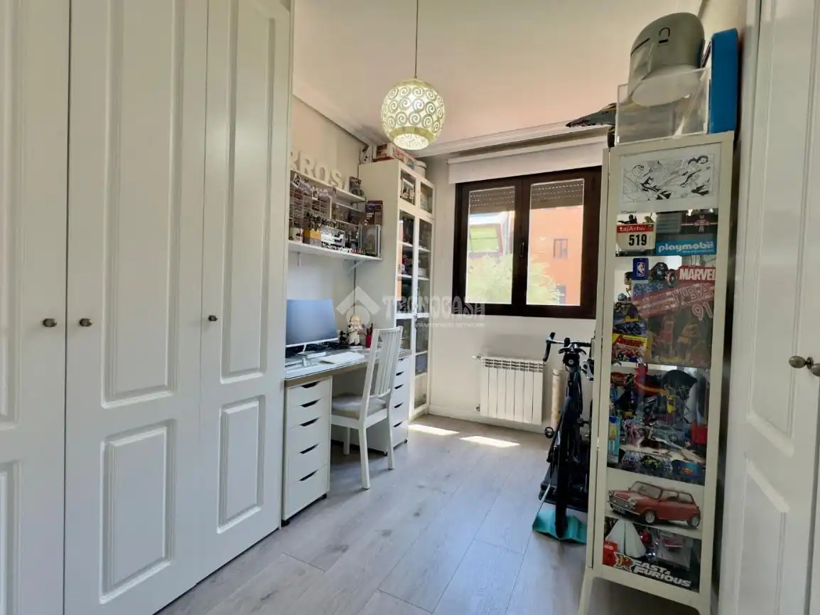 Habitación de Piso en venta en Las Rozas de Madrid con Aire acondicionado, Calefacción y Terraza