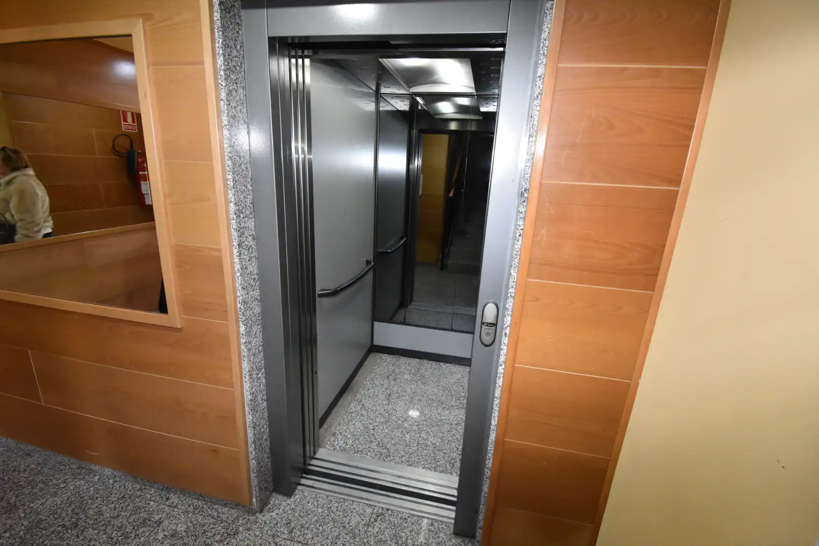Apartamento en venta en Val de San Vicente  con Calefacción, Parquet y Amueblado