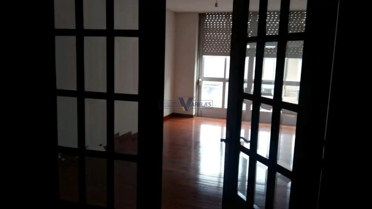 Wohnung zum Verkauf in Maceda mit Abstellraum und Balkon