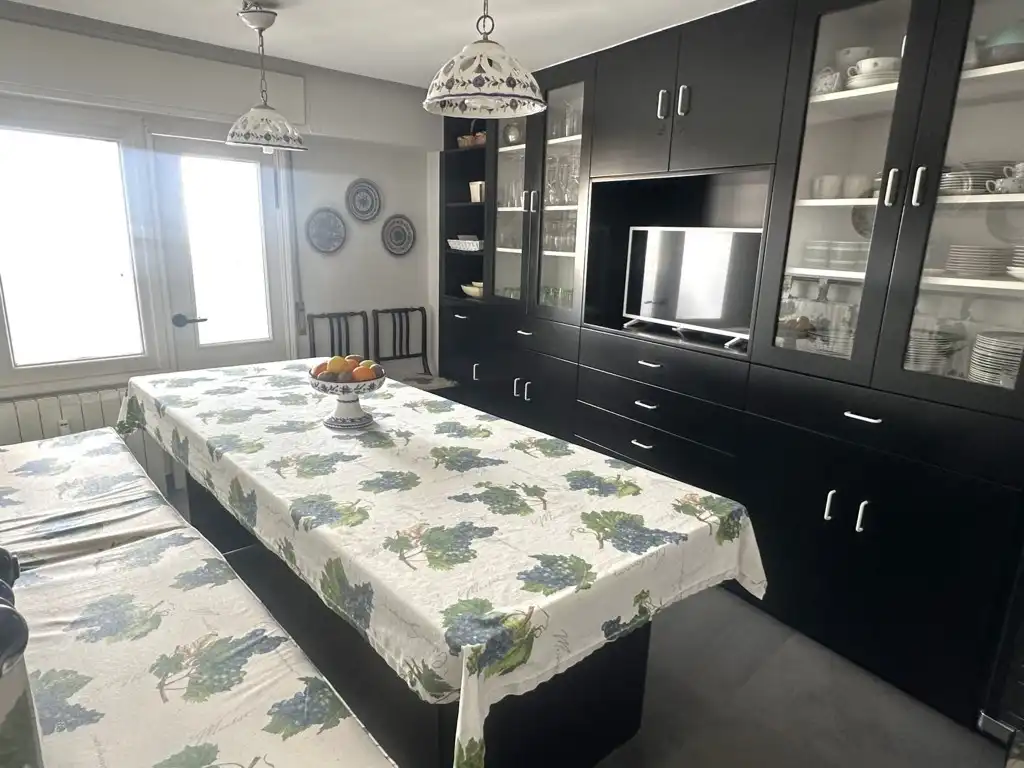 Esszimmer von Maisonette zum Verkauf in Oviedo  mit Heizung und Parkett