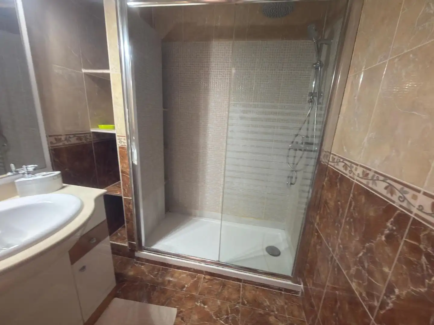 Bany de Pis en venda en Alicante / Alacant