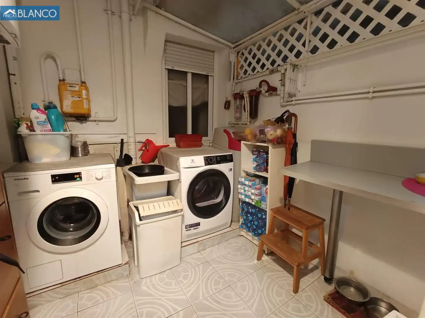 Piso en venta en L'Hospitalet de Llobregat con Aire acondicionado, Calefacción y Parquet