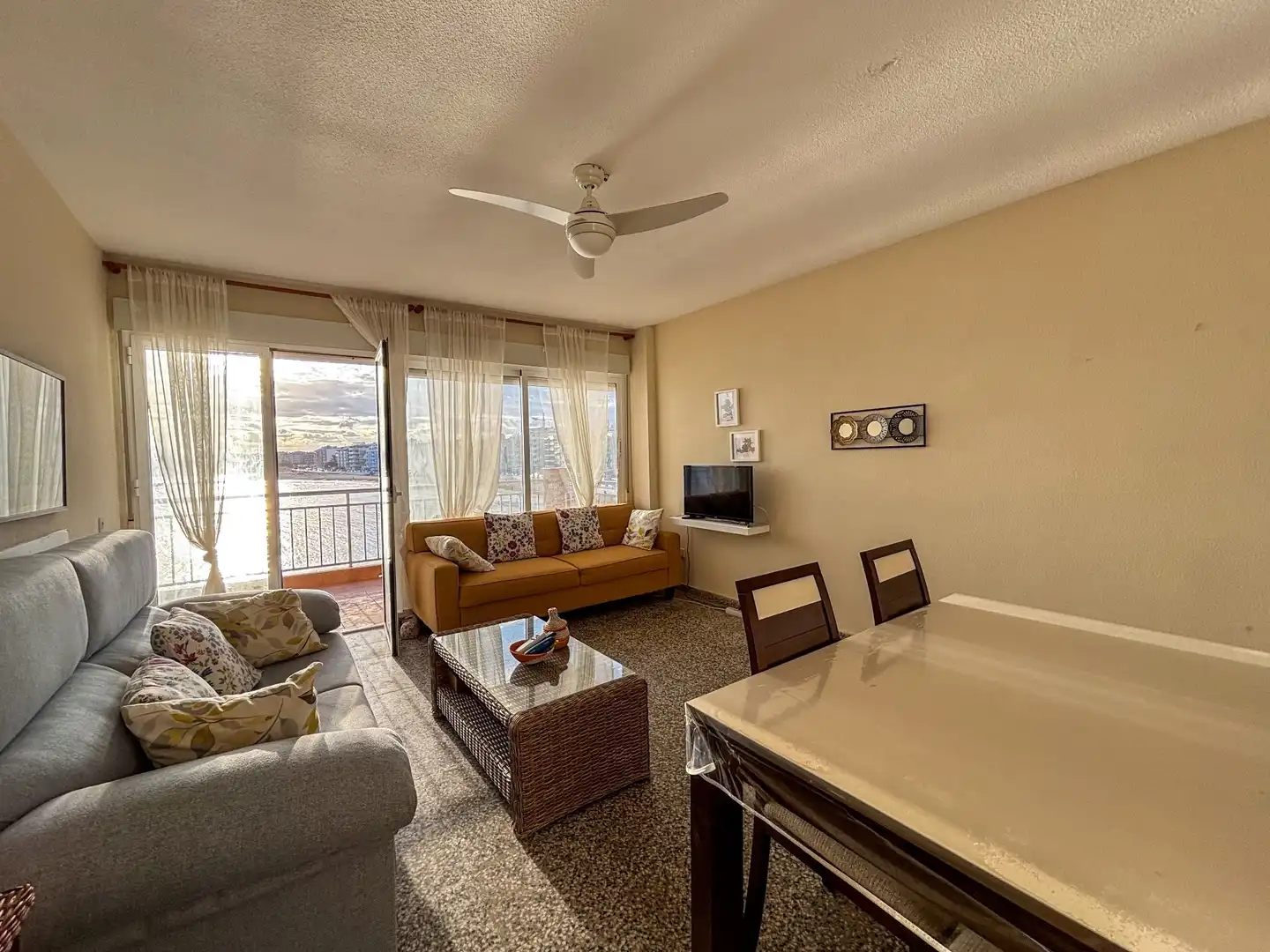 Apartamento con ascensor en alquiler en Playa de los Locos, imagen 6