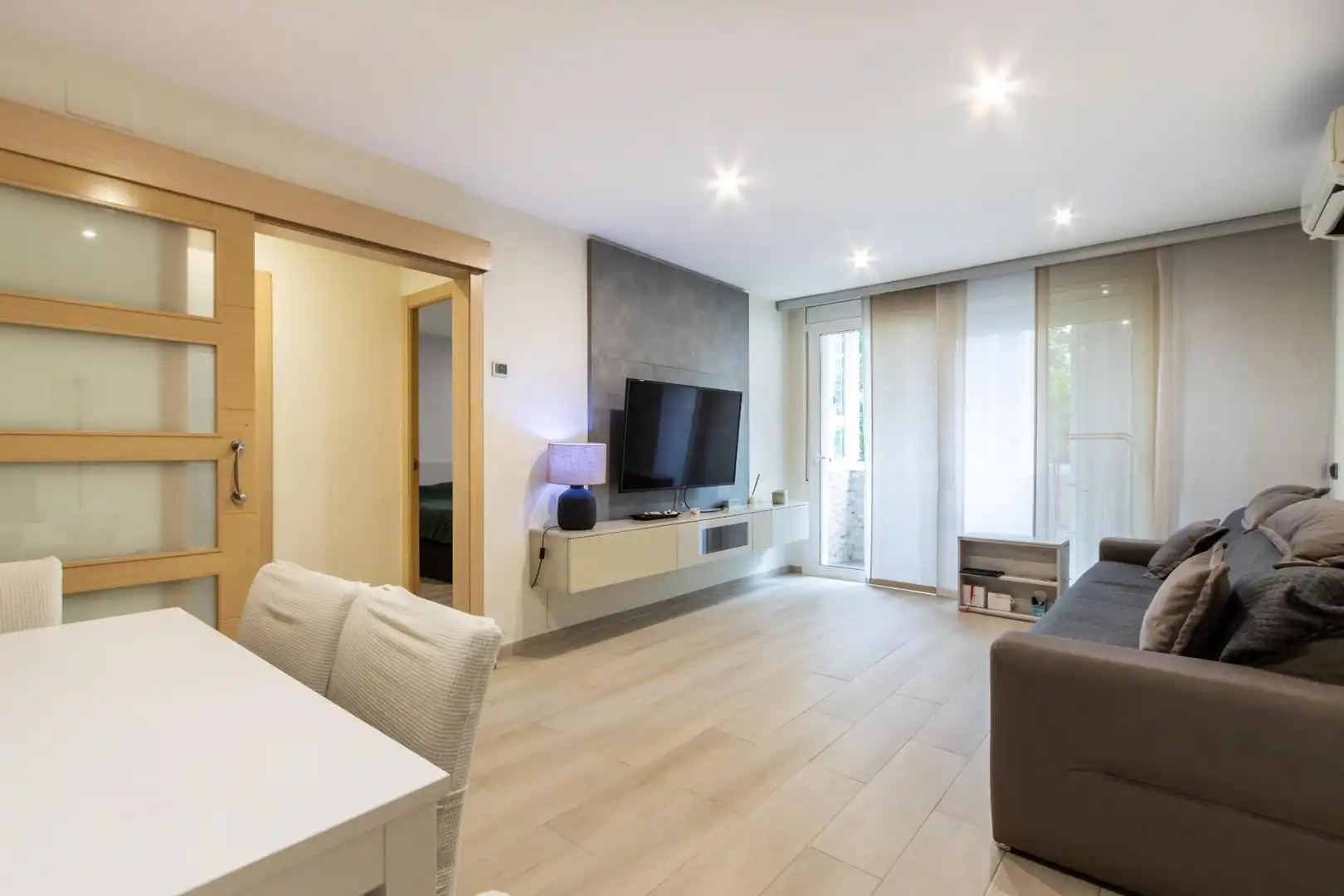 Sala de estar de Planta baja en venta en Santa Perpètua de Mogoda, Barcelona
