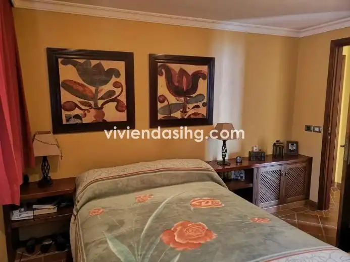 Dormitori de Finca rústica en venda en La Orotava amb Parquet, Terrassa i Traster
