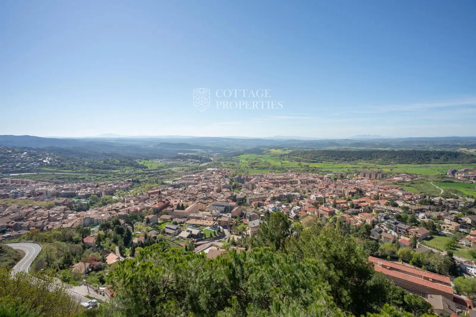Exterior view of Houses for sale in Berga  with Heating and Terrace