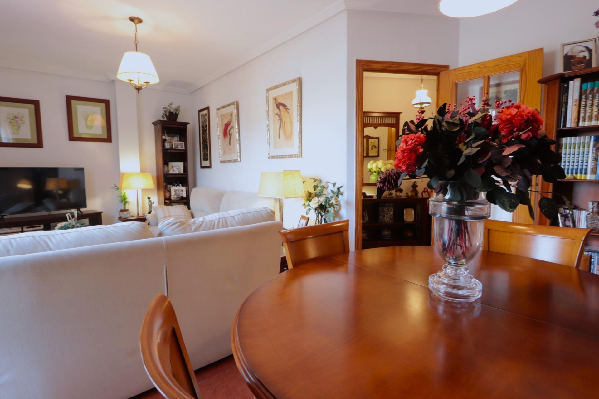 Comedor de Piso en venta en Cartagena con Aire acondicionado, Calefacción y Jardín privado
