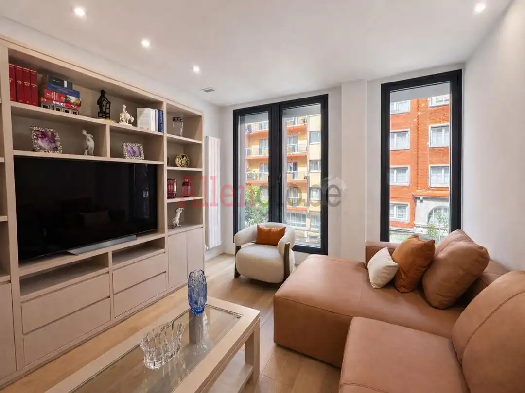 Wohnzimmer von Wohnung zum Verkauf in Oviedo  mit Heizung und Parkett