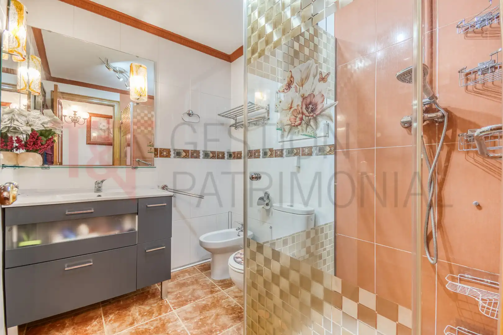 Baño de Piso en venta en Sant Feliu de Codines con Calefacción, Terraza y Horno