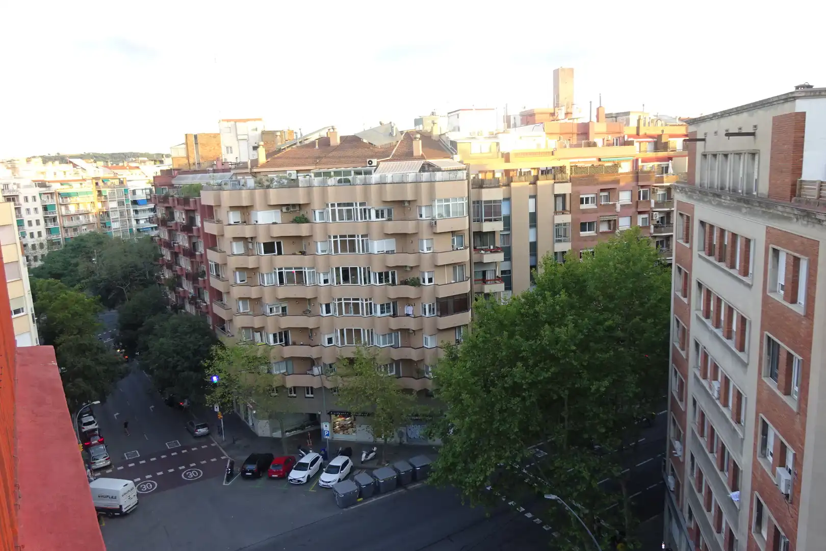 Attic for rent in Carrer de l'Equador, Barri de les Corts
