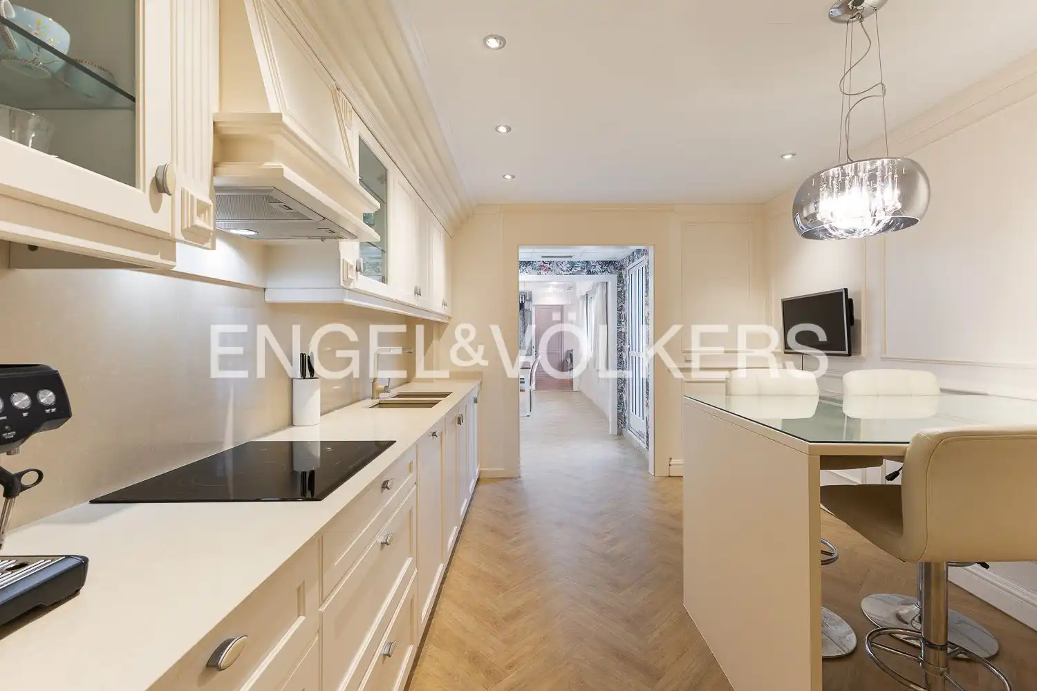 Kitchen of Houses for sale in Valencia  with Air Conditioner, Heating and Terrace