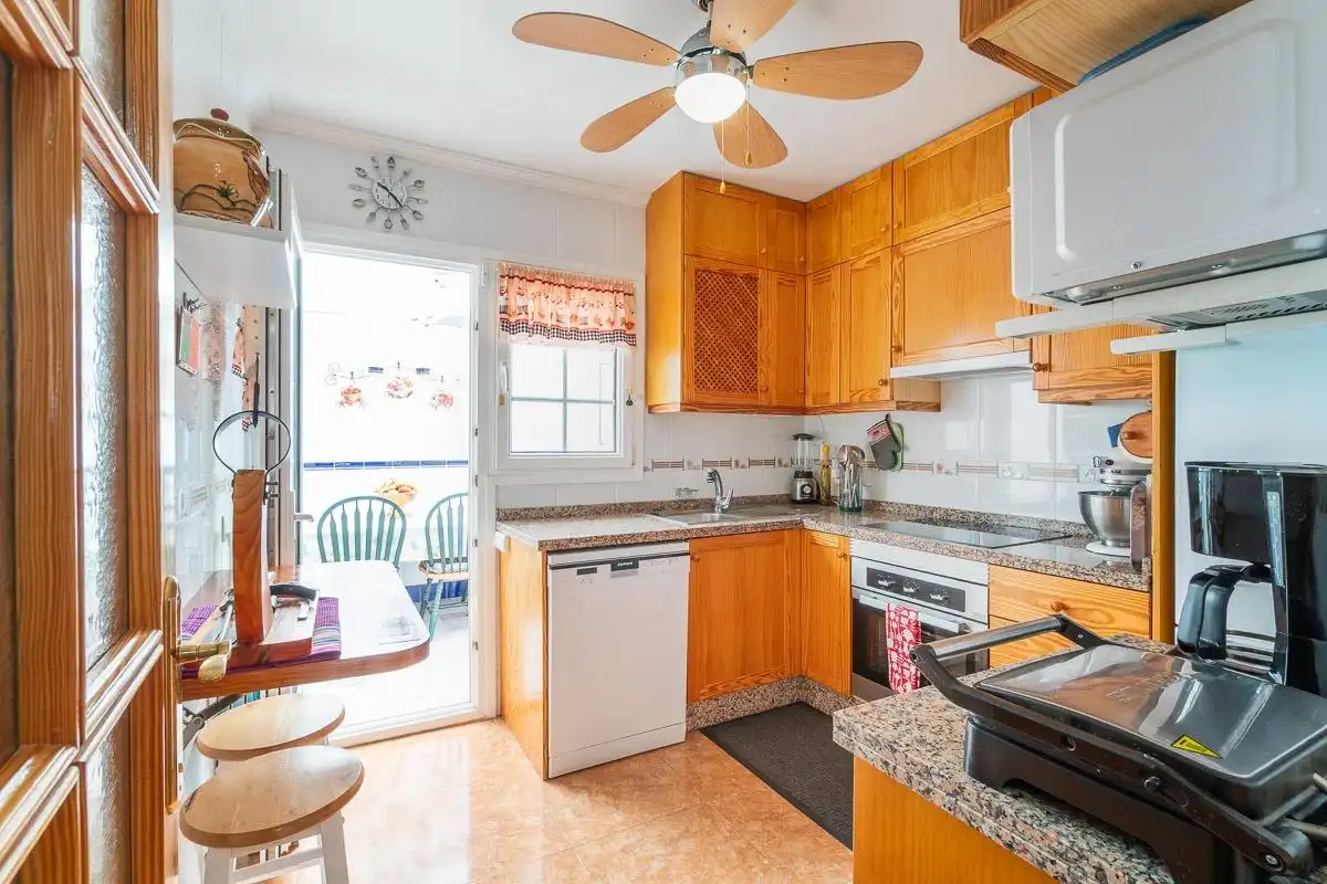 Cocina de Casa o chalet en venta en Orihuela con Aire acondicionado, Jardín privado y Trastero
