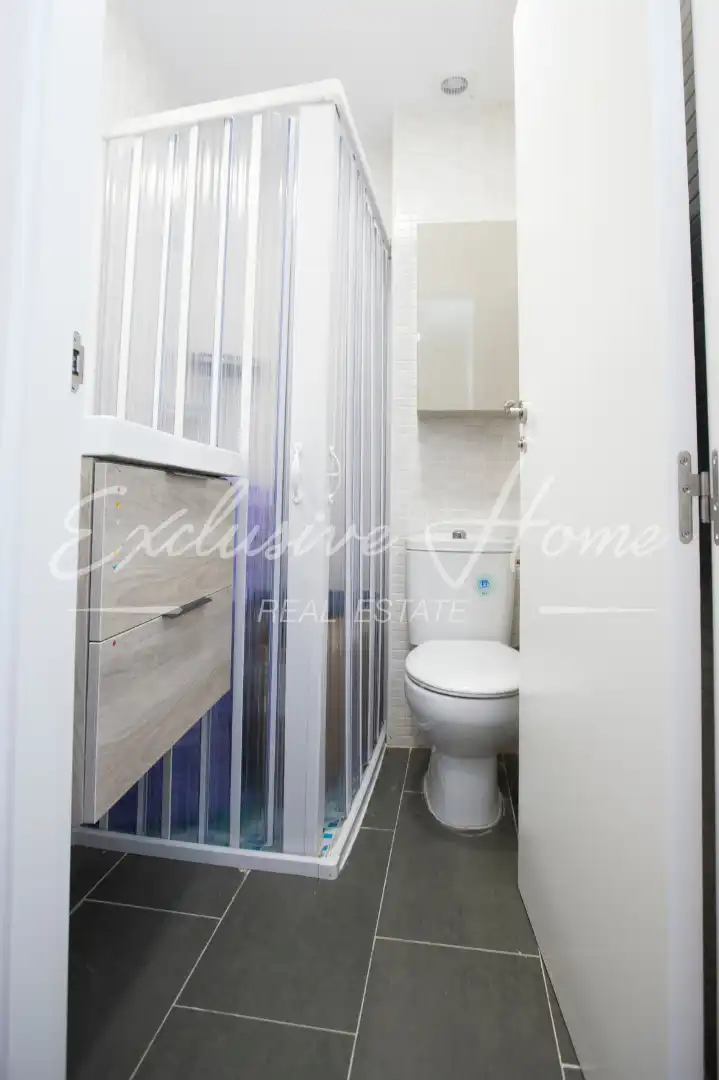 Piso con terraza en venta en Carrer de Sant Joaquim, imagen 10