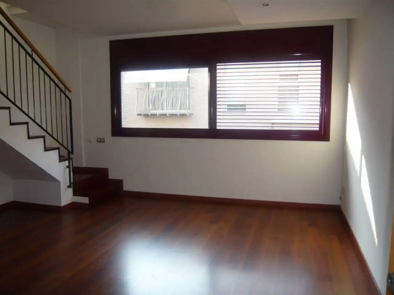 Sala de estar de Piso de alquiler en Terrassa con Aire acondicionado, Parquet y Terraza