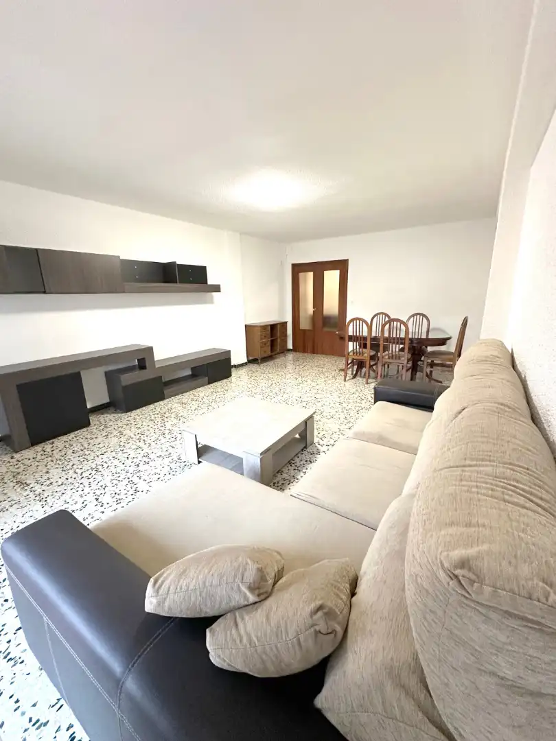 Sala de estar de Piso de alquiler en Zaragoza con Calefacción, Amueblado y Horno