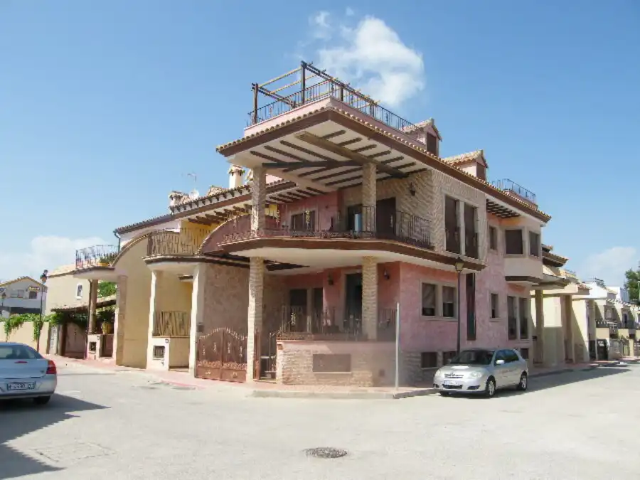 Casa a schiera in vendita a Daya Nueva
