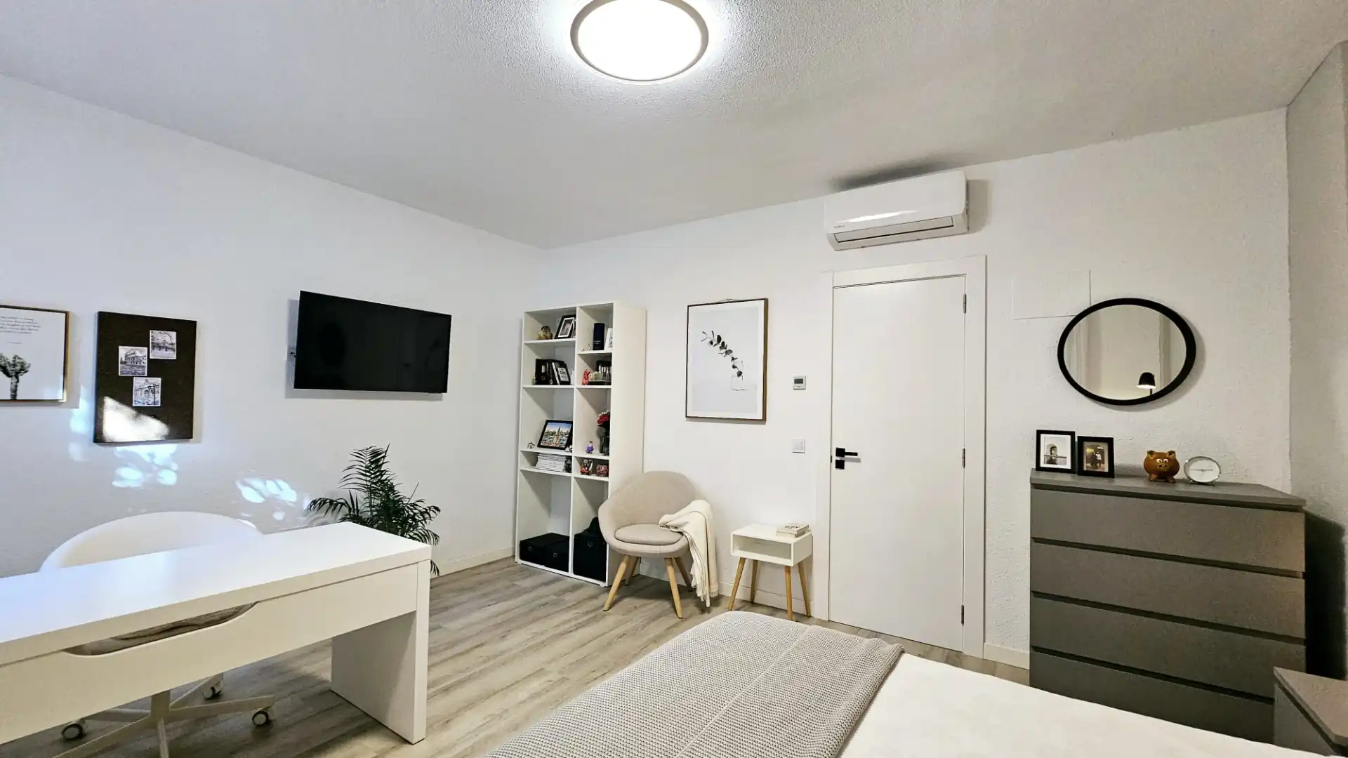 Habitación de Casa adosada en venta en Calpe / Calp con Aire acondicionado, Terraza y Amueblado