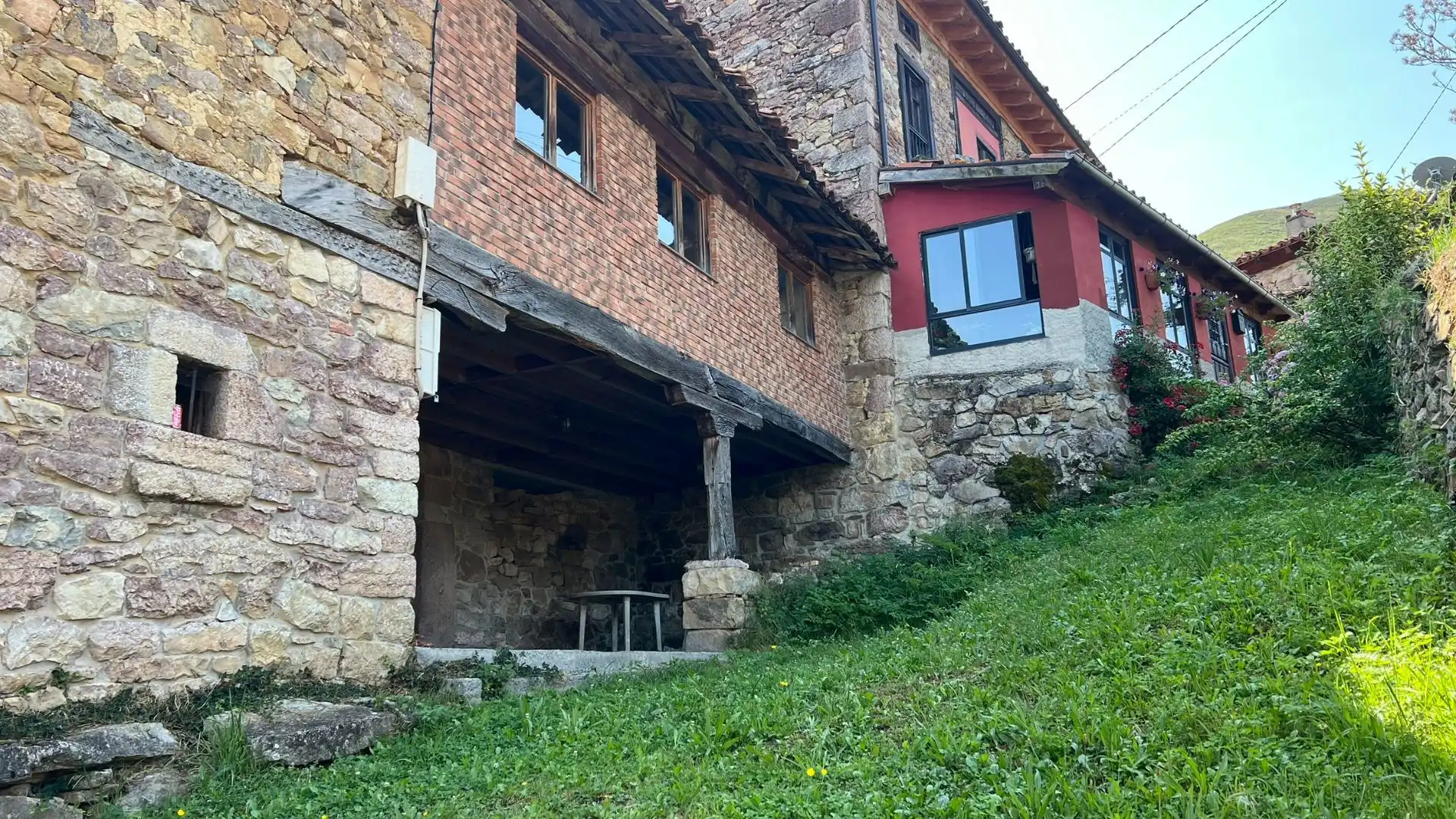Exterior view of Houses for sale in Ponga