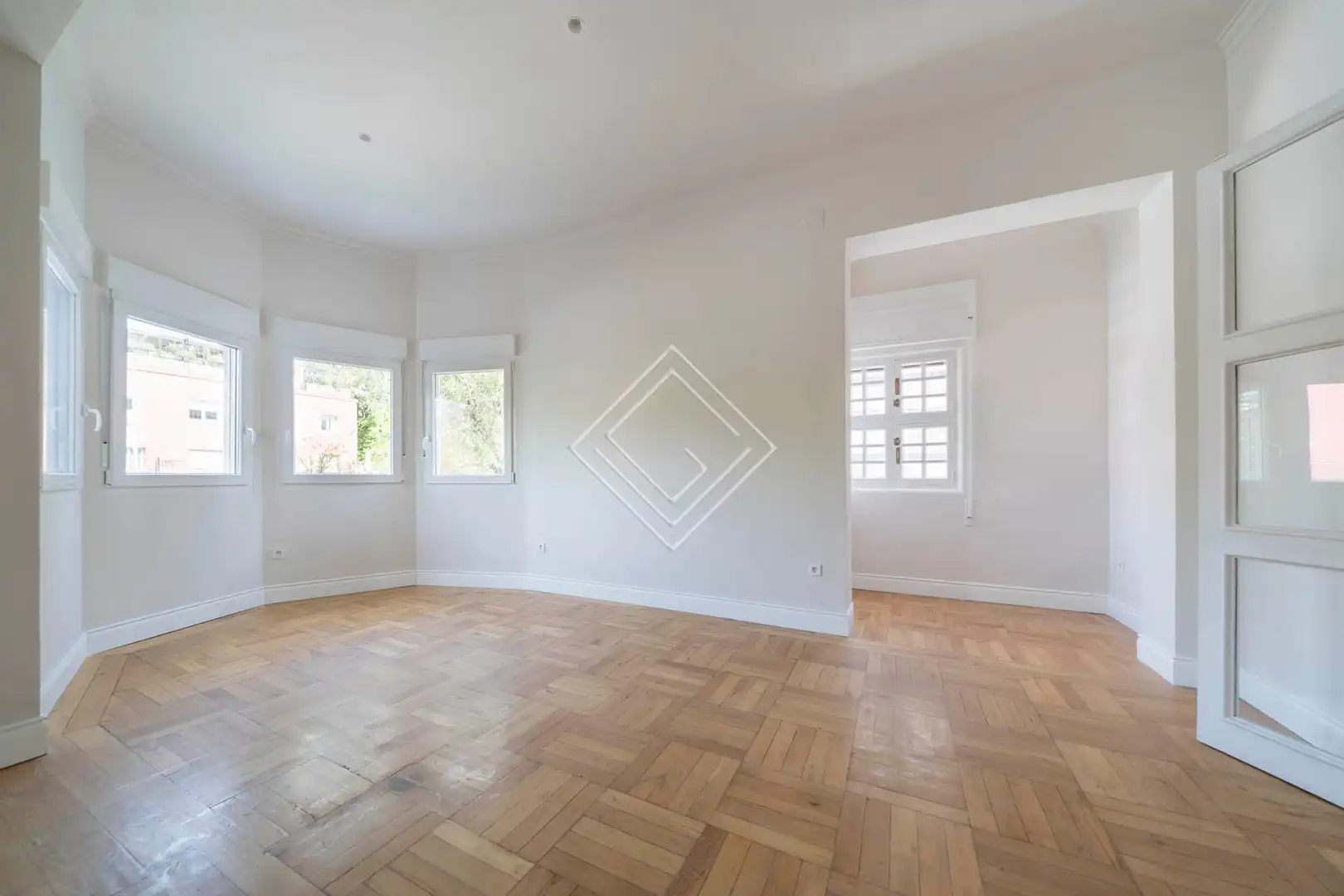 Living room of Flat for rent in Madrid  with Air Conditioner, Heating and Storage room